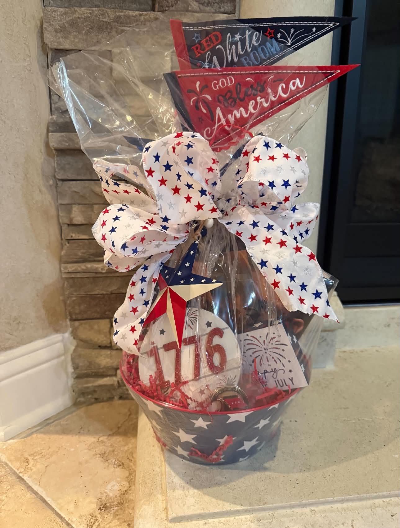 American Hero Basket